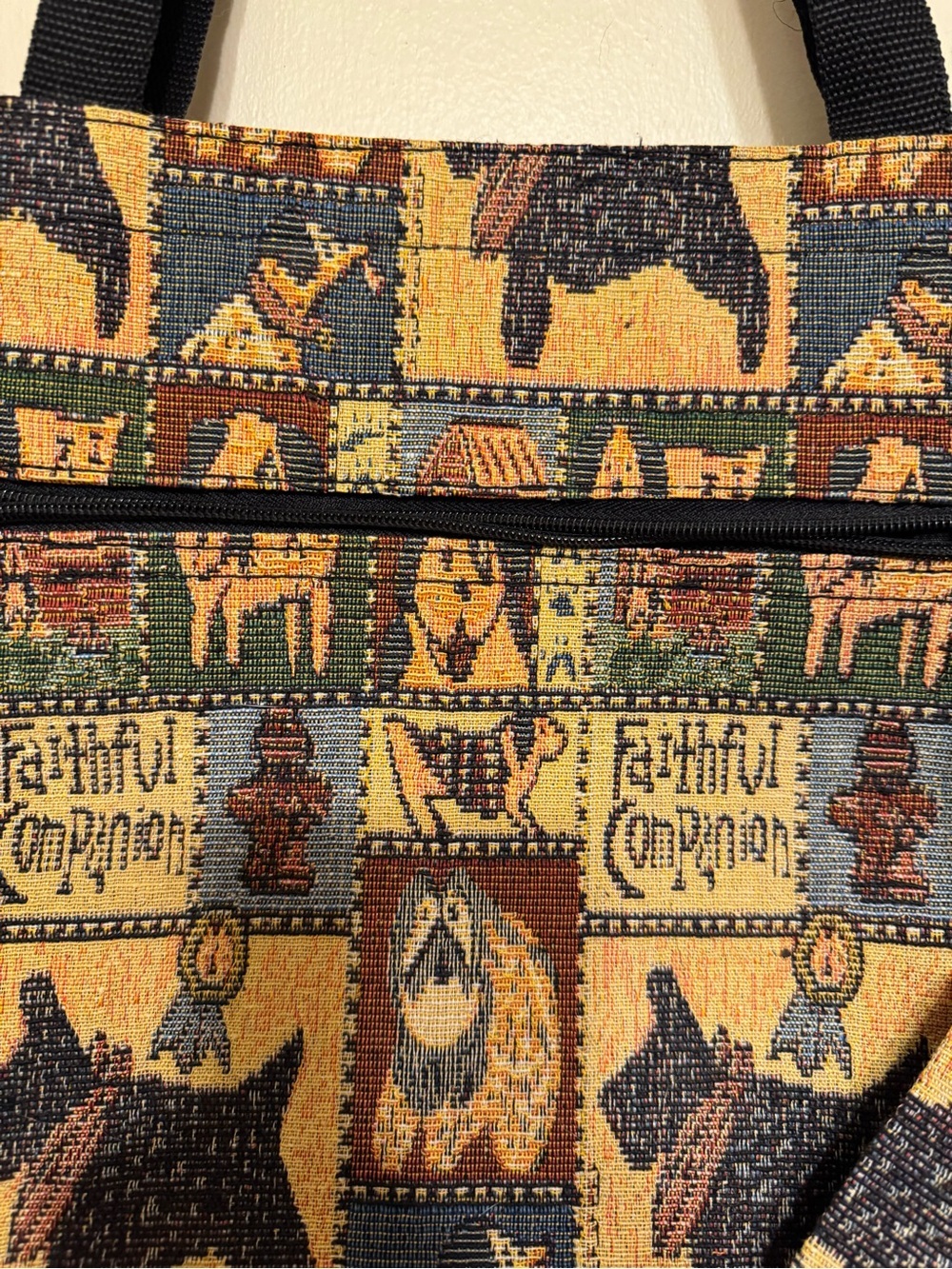 Vintage Tapestry Casual Nostalgic Cottagecore Dog Motif Tote with Black Straps - Picture 4 of 7